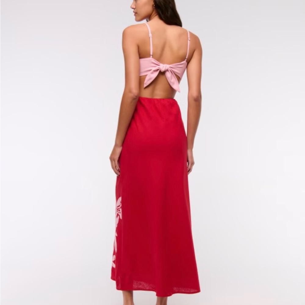 Abercrombie & Fitch Cutout Maxi Dress Size Medium NWT - Picture 4 of 12